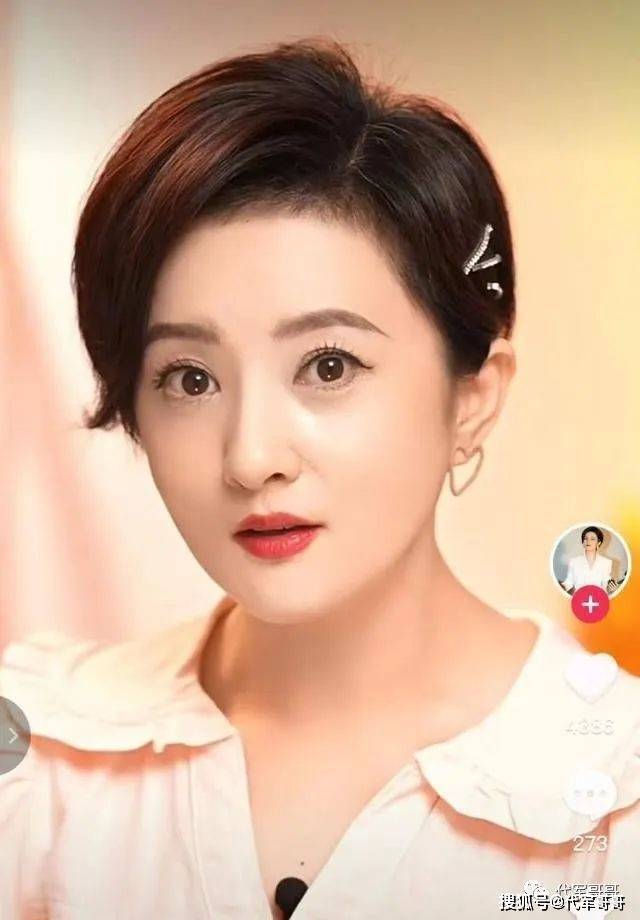 金铭:9岁时红遍全国,曾是撒贝宁的梦中女神,如今42岁却还是单身