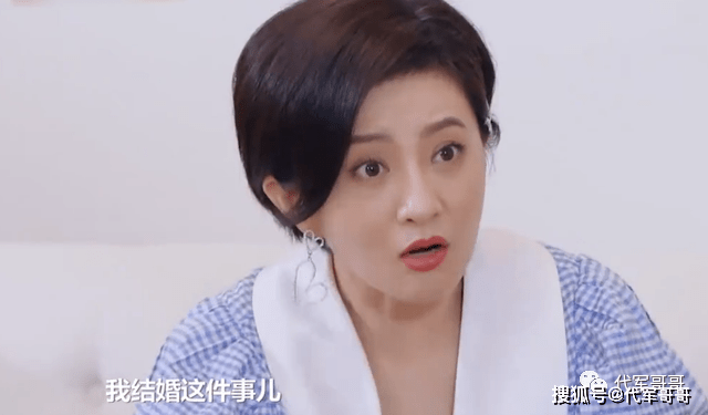 金铭:9岁时红遍全国,曾是撒贝宁的梦中女神,如今42岁却还是单身